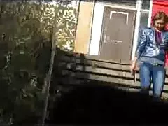 एक कामुक लाल सूट में यह श्यामला बस मदद नहीं कर सकती थी, लेकिन दो भूखे पुरुषों की हिंदी फुल सेक्सी मूवी संगति में दिखाई दी, जिन्होंने तुरंत उसे इसे चूसना और उसे अपने मंडन में सम्मिलित करने के लिए मजबूर किया।