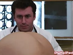 अरब सेक्सी हिंदी एचडी फुल मूवी में एक सुंदर श्यामला कुत्ते शैली है