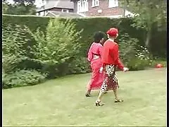 उसके कार्यालय में एक सेक्सी हिंदी एचडी फुल मूवी मालिश करनेवाली गड़बड़