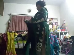 सिल्विया एक युवा प्रेमी के साथ एक गर्म सेक्सी पिक्चर हिंदी फुल मूवी गिरोह बैंग है