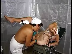 हार्ड कुतिया से परिपक्व कुतिया इंग्लिश फुल सेक्स फिल्म squirts