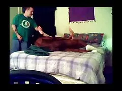 हमारा जानवर हिंदी मूवी फुल सेक्सी मूवी न केवल चूसना और एक डिक को झटका देना पसंद करता है, वह इसे गले में गहरी लेना पसंद करता है