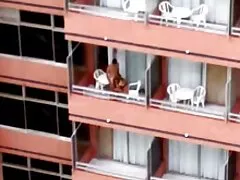 कोरिन्ना ब्लेक सड़क पर फिल्म बना हिंदी सेक्सी फिल्म फुल रही है और ड्राइवरों के साथ चुदाई करती है